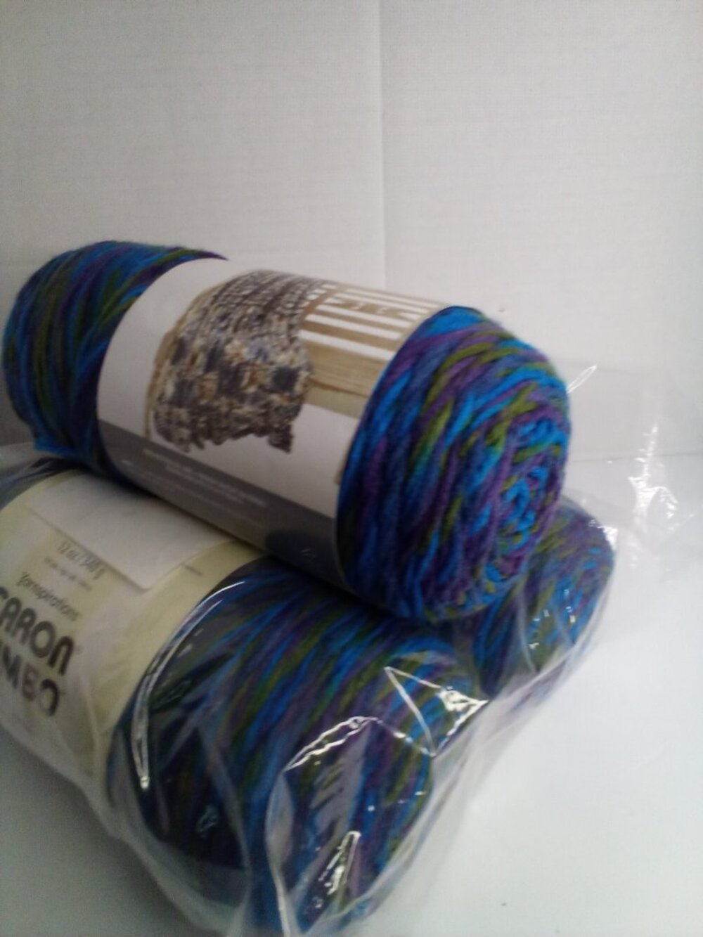 Caron Jumbo Yarn Peacock Variegated 595 Yards Lot of 3 Acrylic Yarnspirations